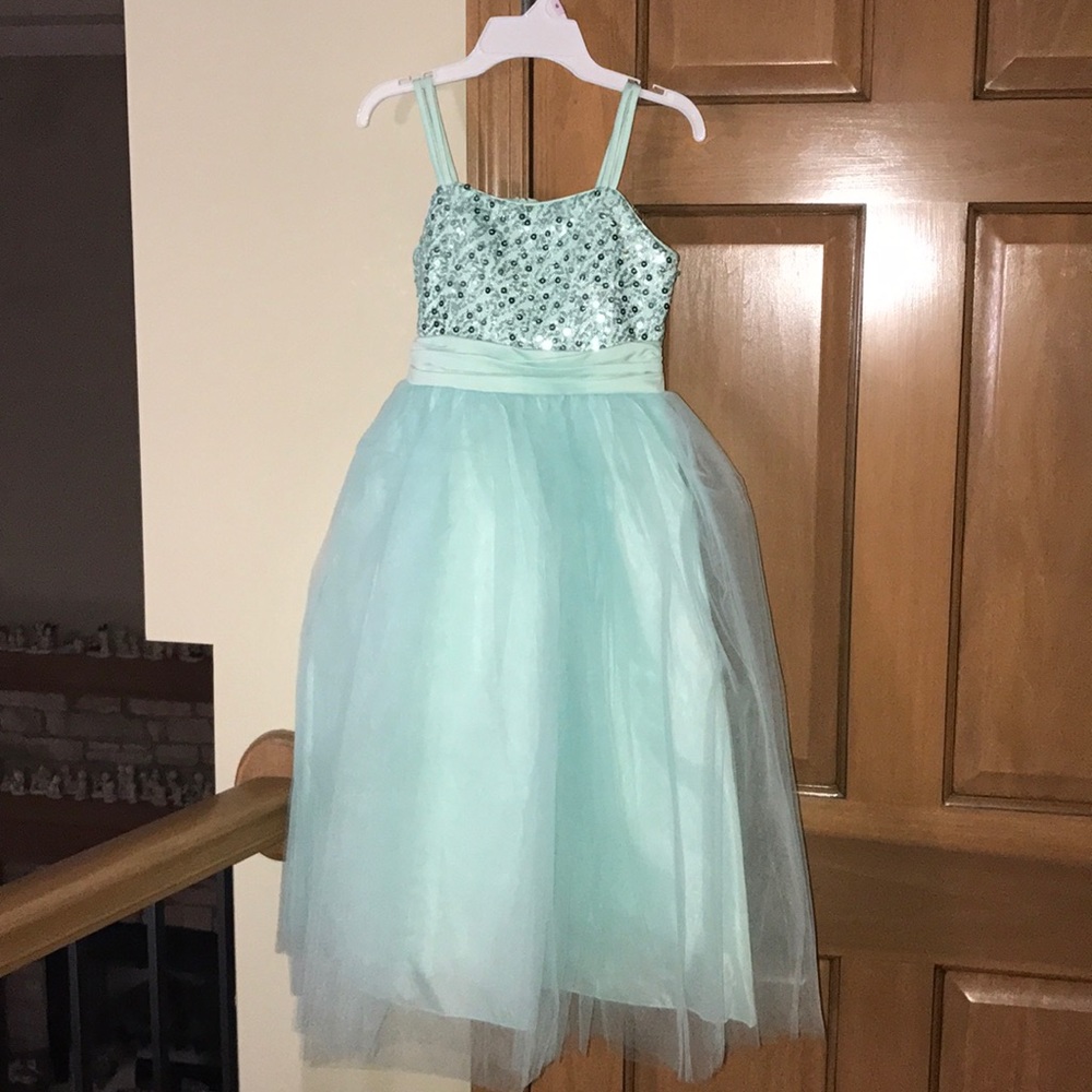 Girls size 8 dress